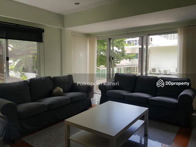 Spacious 4-Br House near BTS Phrom Phong, Bangkok, Thailand Spacious 4-Br House near BTS Phrom Phong, Bangkok, Thailand