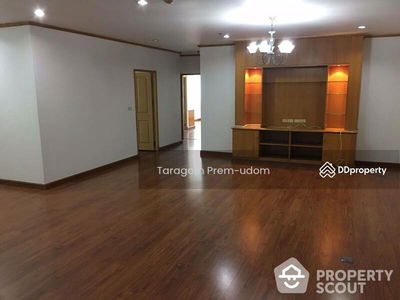 Charoenjai Place, Bangkok, Thailand Charoenjai Place, Bangkok, Thailand