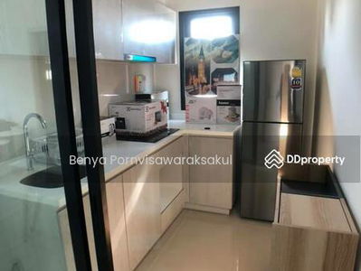 Life Asoke, Bangkok, Thailand Life Asoke, Bangkok, Thailand