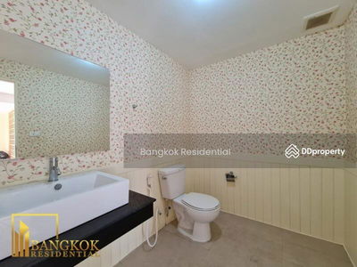 Detached House, Bangkok, Thailand Detached House, Bangkok, Thailand