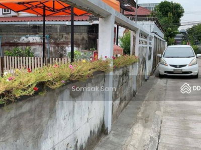 House for Rent on Sukhumvit Soi 64, Suan Luang Bangkok (Owners Post), Bangkok, Thailand House for Rent on Sukhumvit Soi 64, Suan Luang Bangkok (Owners Post), Bangkok, Thailand