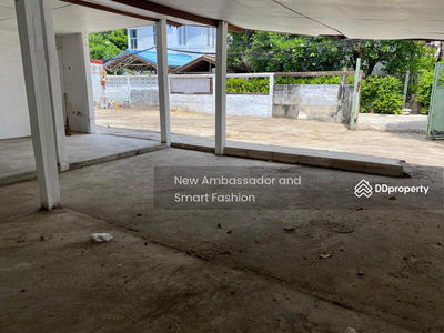 House for Rent on Sukhumvit Soi 64, Suan Luang Bangkok (Owners Post), Bangkok, Thailand House for Rent on Sukhumvit Soi 64, Suan Luang Bangkok (Owners Post), Bangkok, Thailand