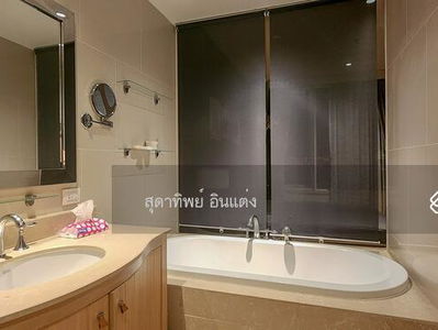 The Empire Place, Bangkok, Thailand The Empire Place, Bangkok, Thailand