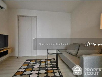 Life Sukhumvit 48, Bangkok, Thailand Life Sukhumvit 48, Bangkok, Thailand