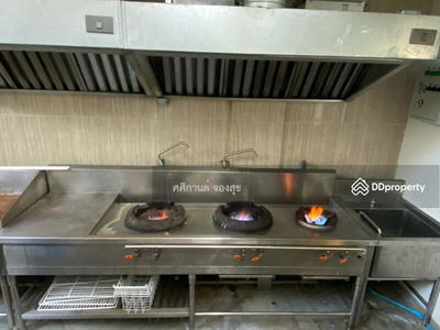 3-story commercial building (Room 111 /37, Bangkok, Thailand 3-story commercial building (Room 111 /37, Bangkok, Thailand