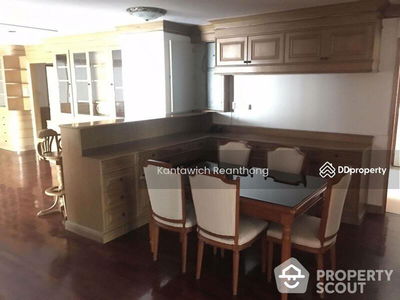 D.S. Tower 1 Sukhumvit 33, Bangkok, Thailand D.S. Tower 1 Sukhumvit 33, Bangkok, Thailand