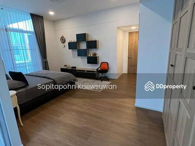 VIVE Rama 9, Bangkok, Thailand VIVE Rama 9, Bangkok, Thailand