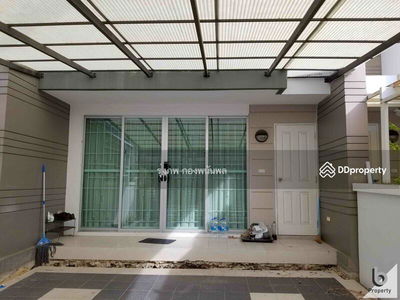 Phutthabucha Soi 9, Bangkok, Thailand Phutthabucha Soi 9, Bangkok, Thailand