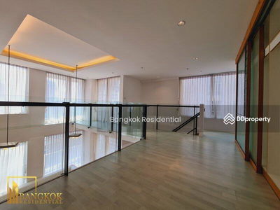 Langsuan Ville, Bangkok, Thailand Langsuan Ville, Bangkok, Thailand