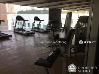 15 Sukhumvit Residences, Bangkok, Thailand 15 Sukhumvit Residences, Bangkok, Thailand