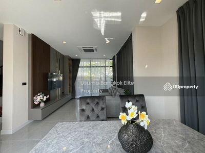 Bangkok Boulevard Bangna Km.5, Samut Prakan, Thailand Bangkok Boulevard Bangna Km.5, Samut Prakan, Thailand