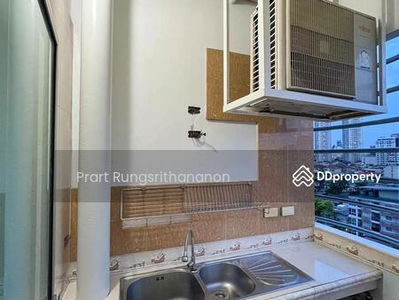 St. Louis Grand Terrace, Bangkok, Thailand St. Louis Grand Terrace, Bangkok, Thailand