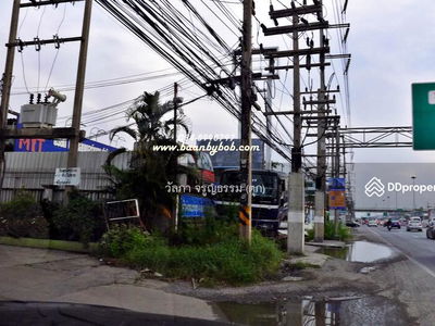 Land for rent Next to Phahonyothin Road, inbound side, area 4-3-52 rai, Khlong Nueng Subdistrict, Khlong Luang, opposite Thammasat University, Pathum Thani., Thailand Land for rent Next to Phahonyothin Road, inbound side, area 4-3-52 rai, Khlong Nueng Subdistrict, Khlong Luang, opposite Thammasat University, Pathum Thani., Thailand
