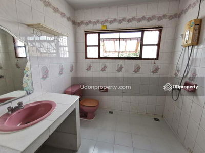 H2SR-032 For rent! Two-story house, Theppranee Village, Udon Thani: Two-story house, Theppranee Village, Udon Thani, Thailand H2SR-032 For rent! Two-story house, Theppranee Village, Udon Thani: Two-story house, Theppranee Village, Udon Thani, Thailand