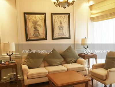 Langsuan Ville, Bangkok, Thailand Langsuan Ville, Bangkok, Thailand