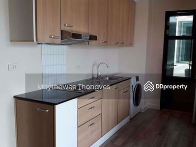 Click Condo Sukhumvit 65 condominium, Bangkok, Thailand Click Condo Sukhumvit 65 condominium, Bangkok, Thailand