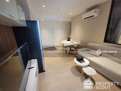 Runesu Thonglor 5, Bangkok, Thailand Runesu Thonglor 5, Bangkok, Thailand