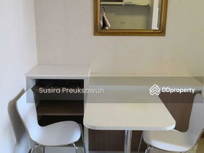 Ivy River, Bangkok, Thailand Ivy River, Bangkok, Thailand