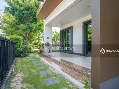 Burasiri Pattanakarn, Bangkok, Thailand Burasiri Pattanakarn, Bangkok, Thailand