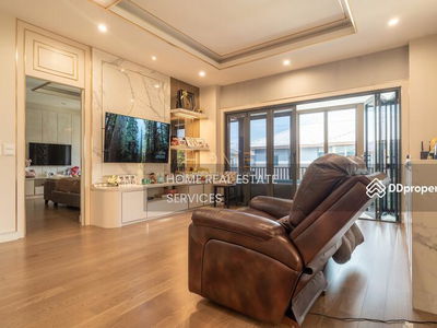 Burasiri Pattanakarn, Bangkok, Thailand Burasiri Pattanakarn, Bangkok, Thailand