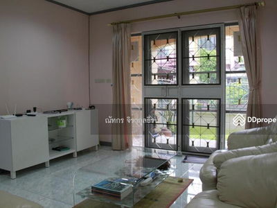 Mantana Prayasuren 26, Bangkok, Thailand Mantana Prayasuren 26, Bangkok, Thailand