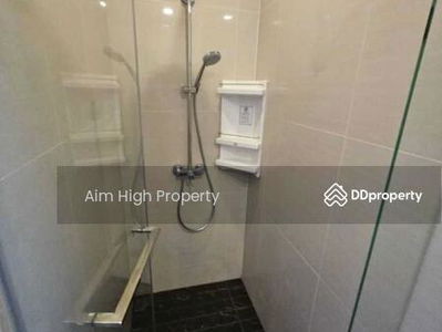 Park Origin Phrom Phong, Bangkok, Thailand Park Origin Phrom Phong, Bangkok, Thailand