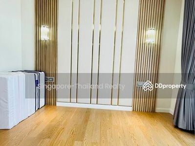 Magnolias Waterfront Residences, Bangkok, Thailand Magnolias Waterfront Residences, Bangkok, Thailand