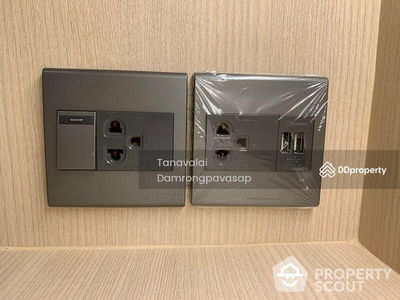 Life Sukhumvit 62, Bangkok, Thailand Life Sukhumvit 62, Bangkok, Thailand