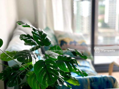 The Line Phahon-Pradipat, Bangkok, Thailand The Line Phahon-Pradipat, Bangkok, Thailand