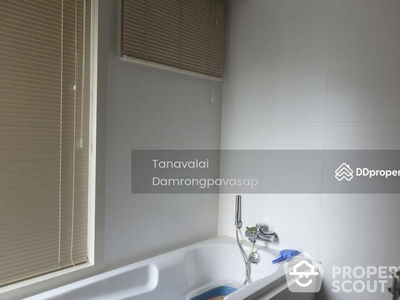 Manhattan Chidlom, Bangkok, Thailand Manhattan Chidlom, Bangkok, Thailand