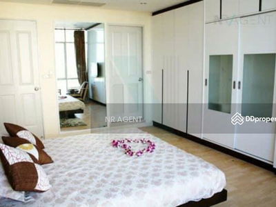 Baan Sathorn Chaopraya, Bangkok, Thailand Baan Sathorn Chaopraya, Bangkok, Thailand