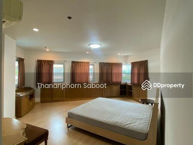 P.W.T. Mansion, Bangkok, Thailand P.W.T. Mansion, Bangkok, Thailand