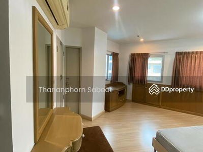 P.W.T. Mansion, Bangkok, Thailand P.W.T. Mansion, Bangkok, Thailand