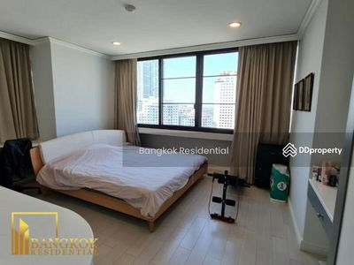 Royal River Place, Bangkok, Thailand Royal River Place, Bangkok, Thailand