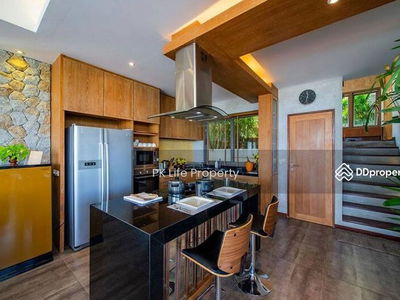 Gehäuse In Kathu, Thailand Gehäuse In Kathu, Thailand