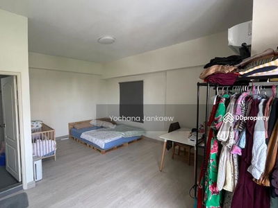 Lumpini Place Suanplu-Sathorn, Bangkok, Thailand Lumpini Place Suanplu-Sathorn, Bangkok, Thailand