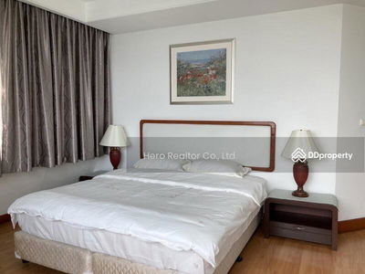 Royal River Place, Bangkok, Thailand Royal River Place, Bangkok, Thailand