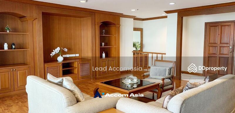 3 Bedrooms Apartment for Rent in Sukhumvit, Bangkok near BTS Asok - MRT Sukhumvit at Comfortable, Bangkok