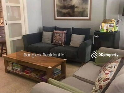 Townhouse in Compound, Bangkok, Thailand Townhouse in Compound, Bangkok, Thailand