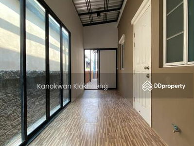 Passorn prestige Pattanakarn 38, Bangkok, Thailand Passorn prestige Pattanakarn 38, Bangkok, Thailand