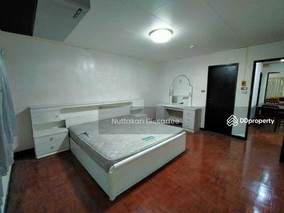 I.T.F. Silom Palace Condominium, Bangkok, Thailand I.T.F. Silom Palace Condominium, Bangkok, Thailand