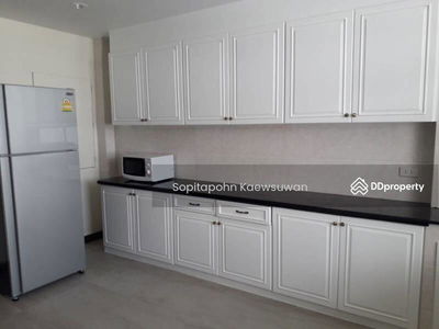 Rishi Court, Bangkok, Thailand Rishi Court, Bangkok, Thailand