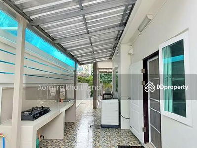 R0232 2-story detached house for rent, near Sarasas Witaed Lanna School, only 750 m., Chiang Mai, Thailand R0232 2-story detached house for rent, near Sarasas Witaed Lanna School, only 750 m., Chiang Mai, Thailand