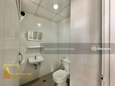 Wattana Heights, Bangkok, Thailand Wattana Heights, Bangkok, Thailand