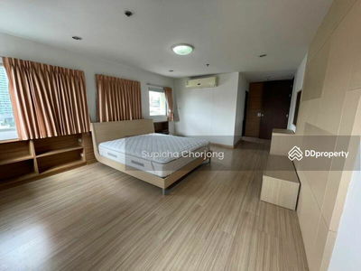 P.W.T. Mansion, Bangkok, Thailand P.W.T. Mansion, Bangkok, Thailand