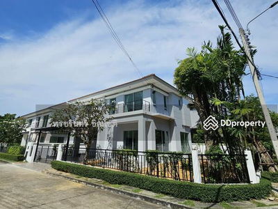 Life Bangkok Boulevard-Ramintra, Bangkok, Thailand Life Bangkok Boulevard-Ramintra, Bangkok, Thailand