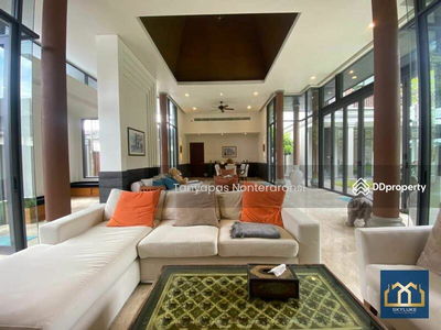 Luxurious Contemporary Big Garden 5 Bedrooms Private Pool Villa for Rent, Phuket, Thailand Luxurious Contemporary Big Garden 5 Bedrooms Private Pool Villa for Rent, Phuket, Thailand