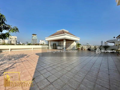 Charan Tower (Charan Tower), Bangkok, Thailand Charan Tower (Charan Tower), Bangkok, Thailand