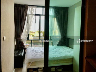 Metro Sky Prachachuen, Bangkok, Thailand Metro Sky Prachachuen, Bangkok, Thailand