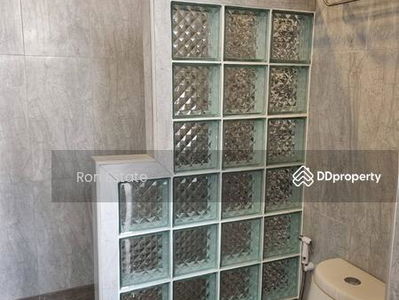 Ekkamai Villa for Rent, Bangkok, Thailand Ekkamai Villa for Rent, Bangkok, Thailand